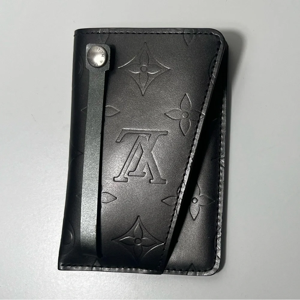 Louis Vuitton LV Matte Croisette GM Leather Key Case Card Holder Key Ring M65130